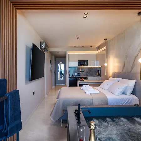 La Vie En * Rethimno